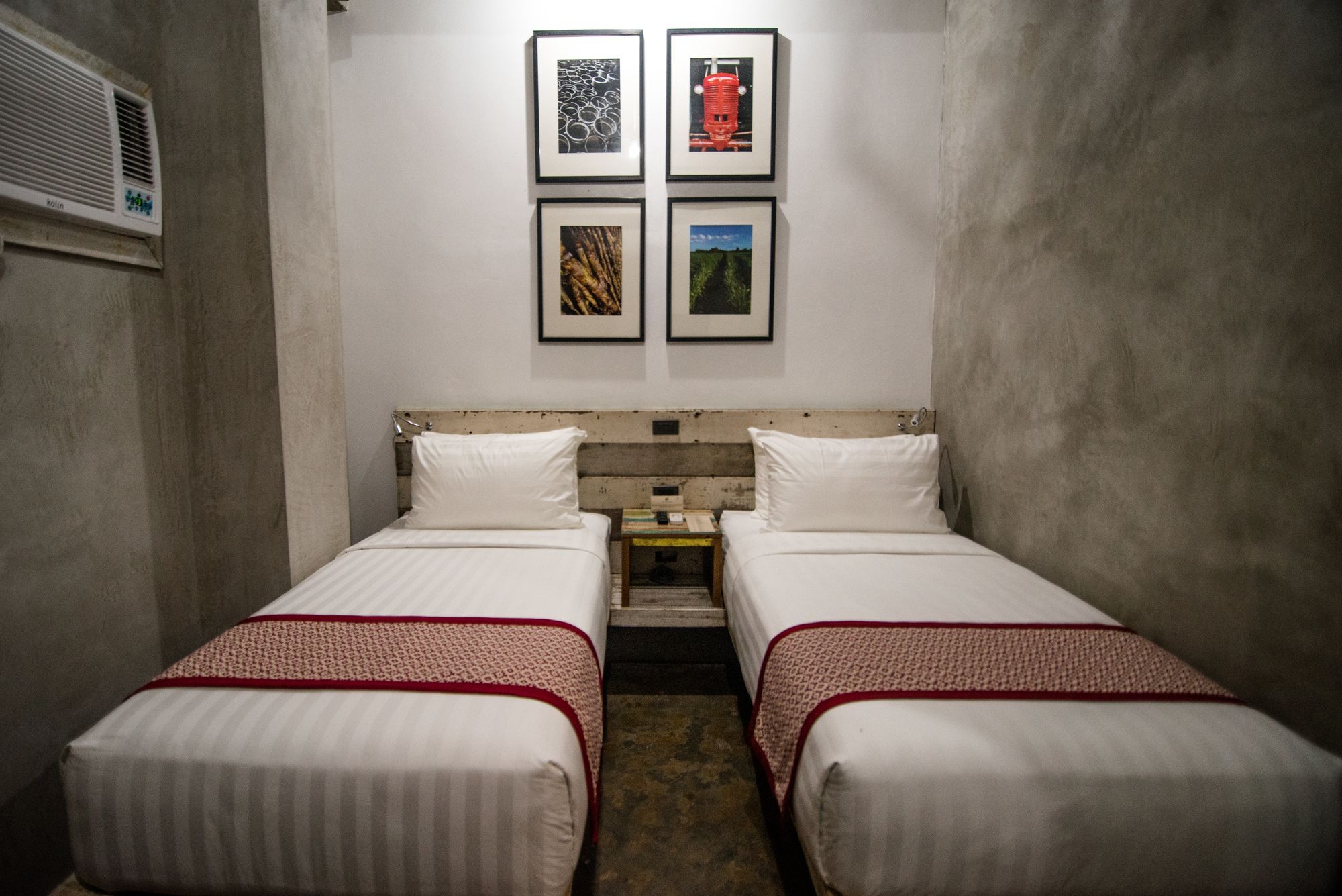The Bricks Hotel Dumaguete City Екстер'єр фото